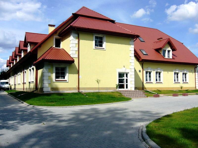 Willa Park Ostrowiec Swietokrzyski Bagian luar foto